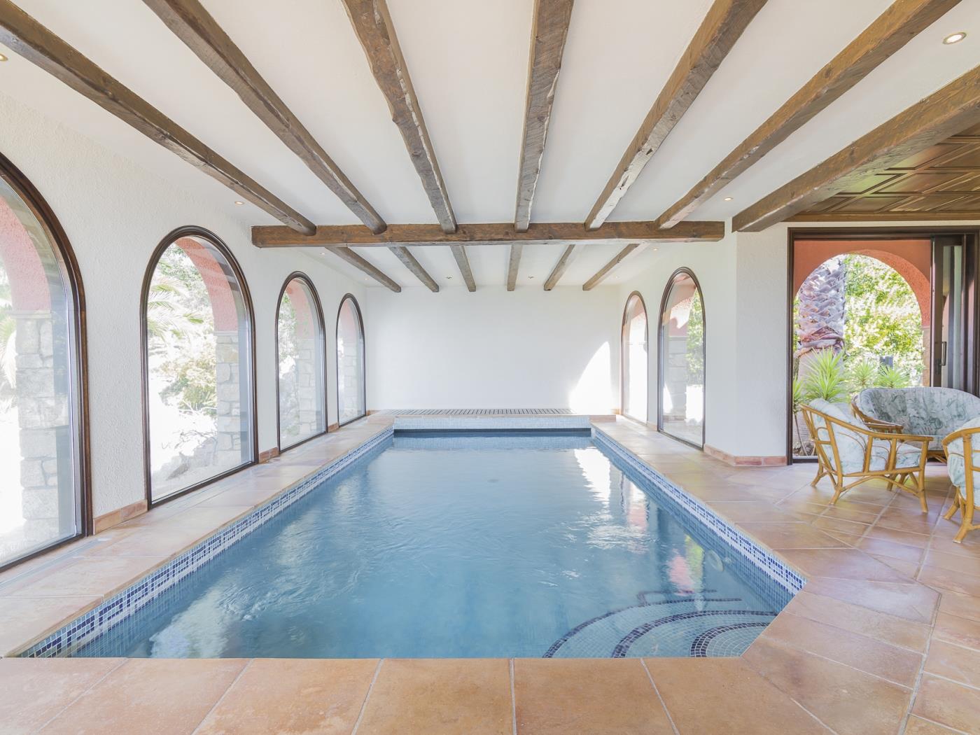 Villa Horizonte amb piscina interior i vistes espectaculars a Platja d'Aro