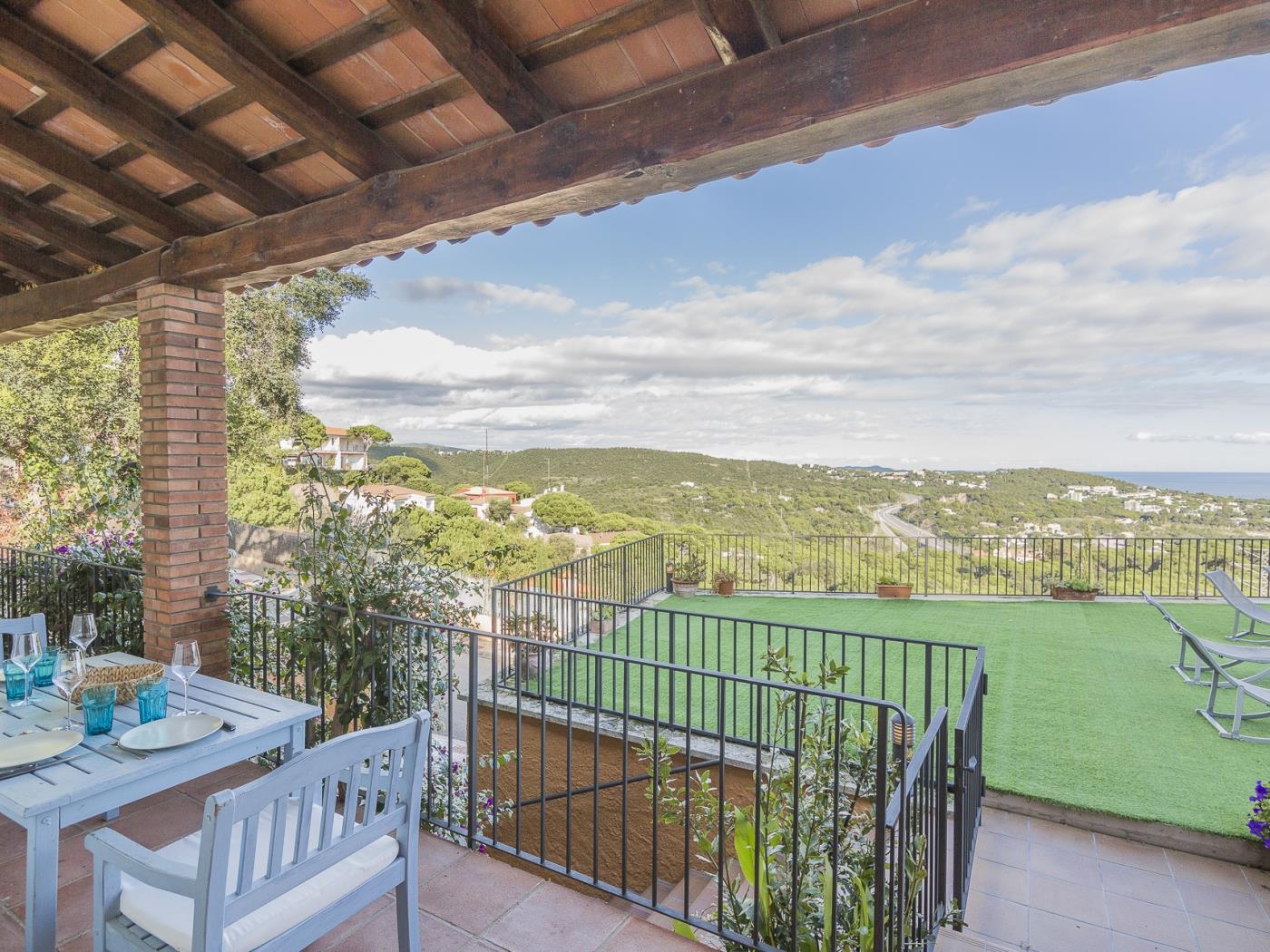 Villa Inge with pool and sea views in Platja d'Aro