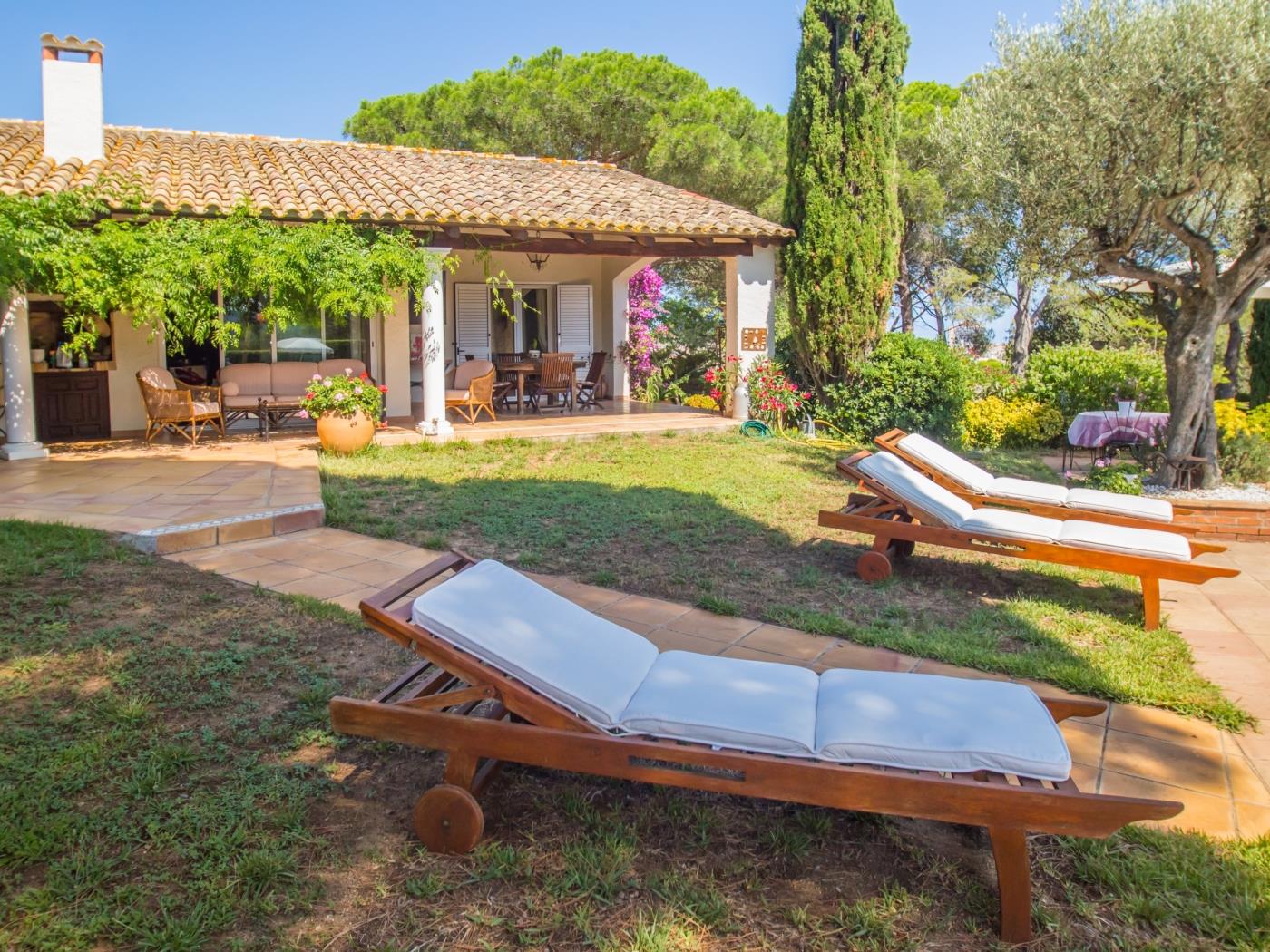 Villa Colette a Sant Antoni de Calonge amb piscina privada i vistes al mar a Sant Antoni de Calonge