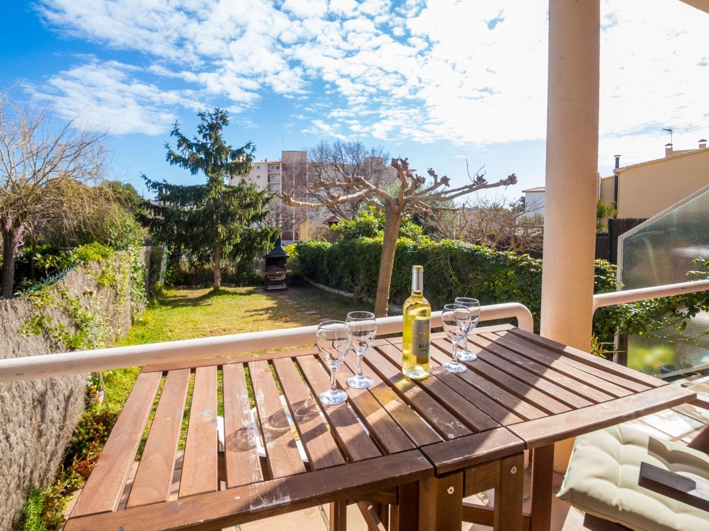 Casa Brisa a S'agaro amb vistes al mar i jardí privat a Sant Feliu de Guíxols