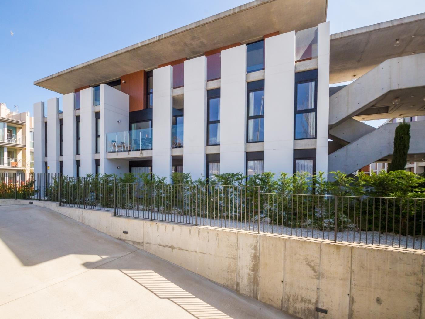 Neugebaute Berliner Wohnung nur 2 Gehminuten vom Stadtzentrum entfernt in Platja d'Aro