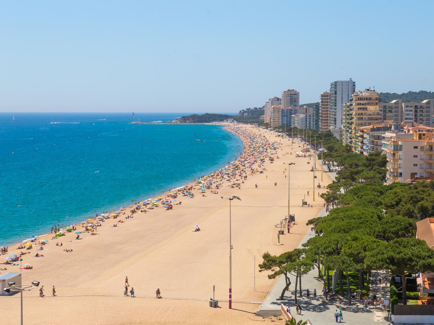 Apt. Panoramic an der Strandpromenade und direkter Zugang zum Strand in Castell-Platja d'Aro