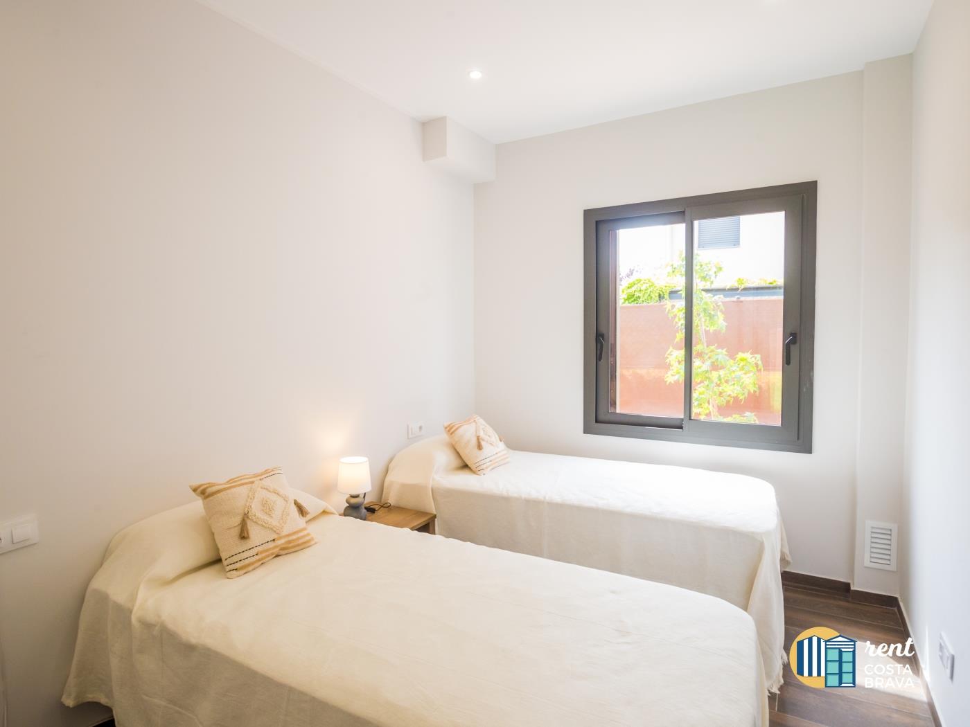 House Ananda with private pool and 5min from the beach in Palamós