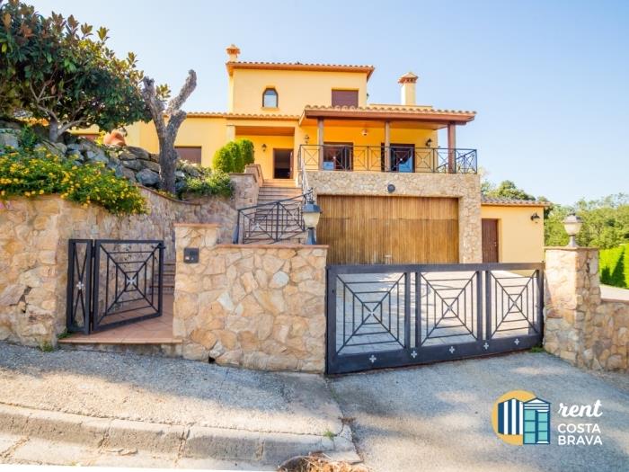 Casa Mounia amb piscina i gran espai exterior a Platja d'Aro