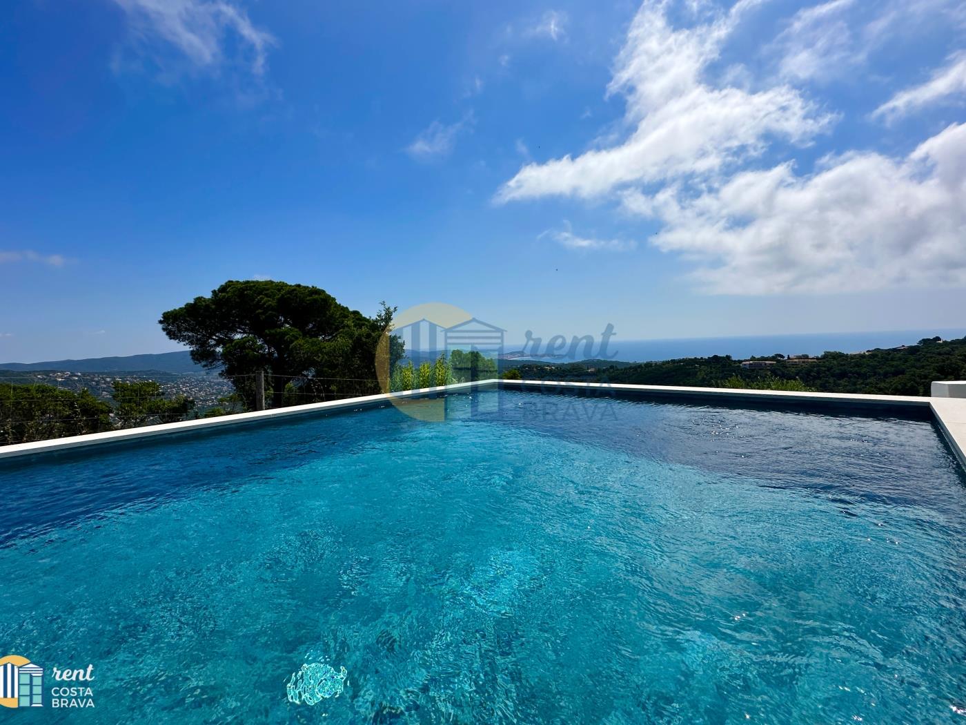 Villa Horizon in Mas Nou, with spectacular sea views in Castell-Platja d'Aro