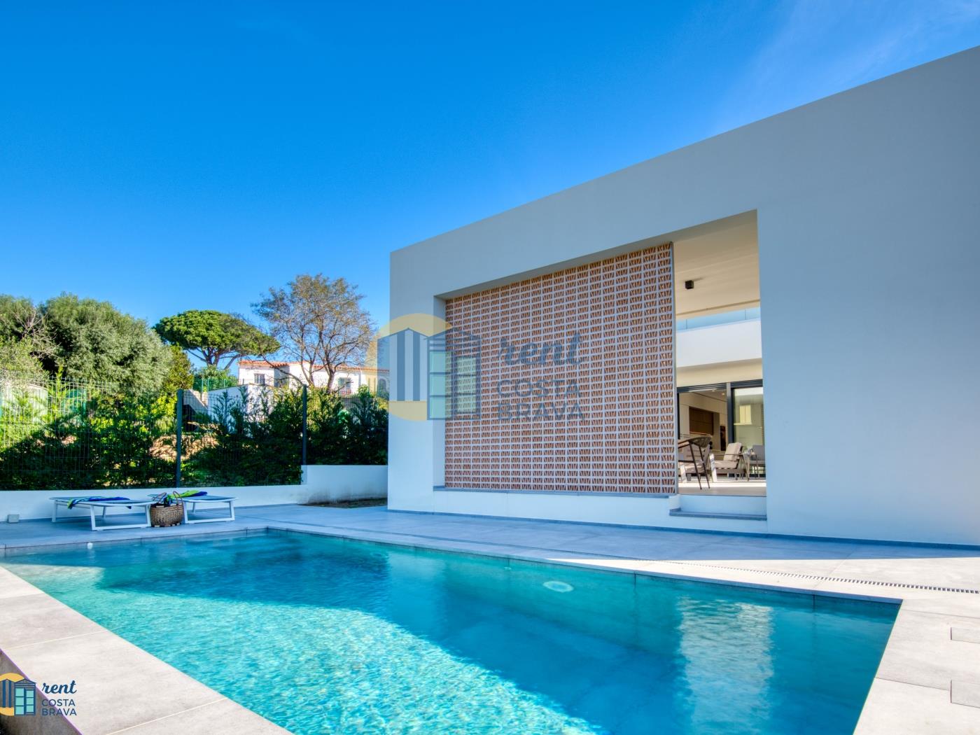 Villa Paradies im Zentrum von Platja d'Aro in Castell-Platja d'Aro