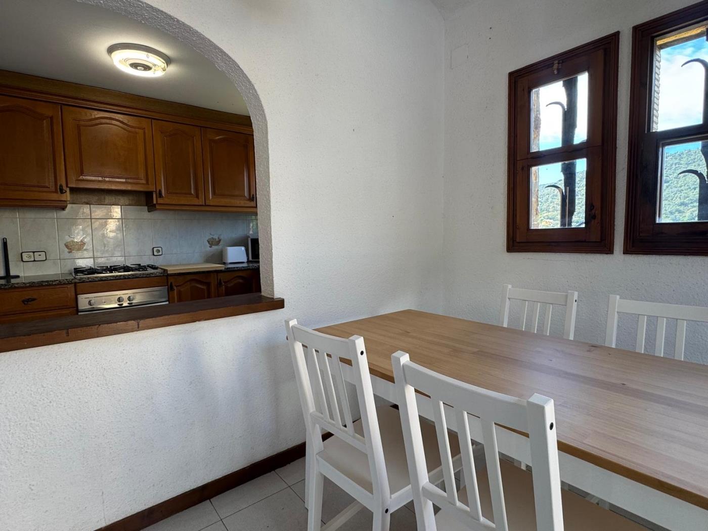 Villa Issop: Elegància i Tranquil·litat a Cabanyes, Calonge a Calonge